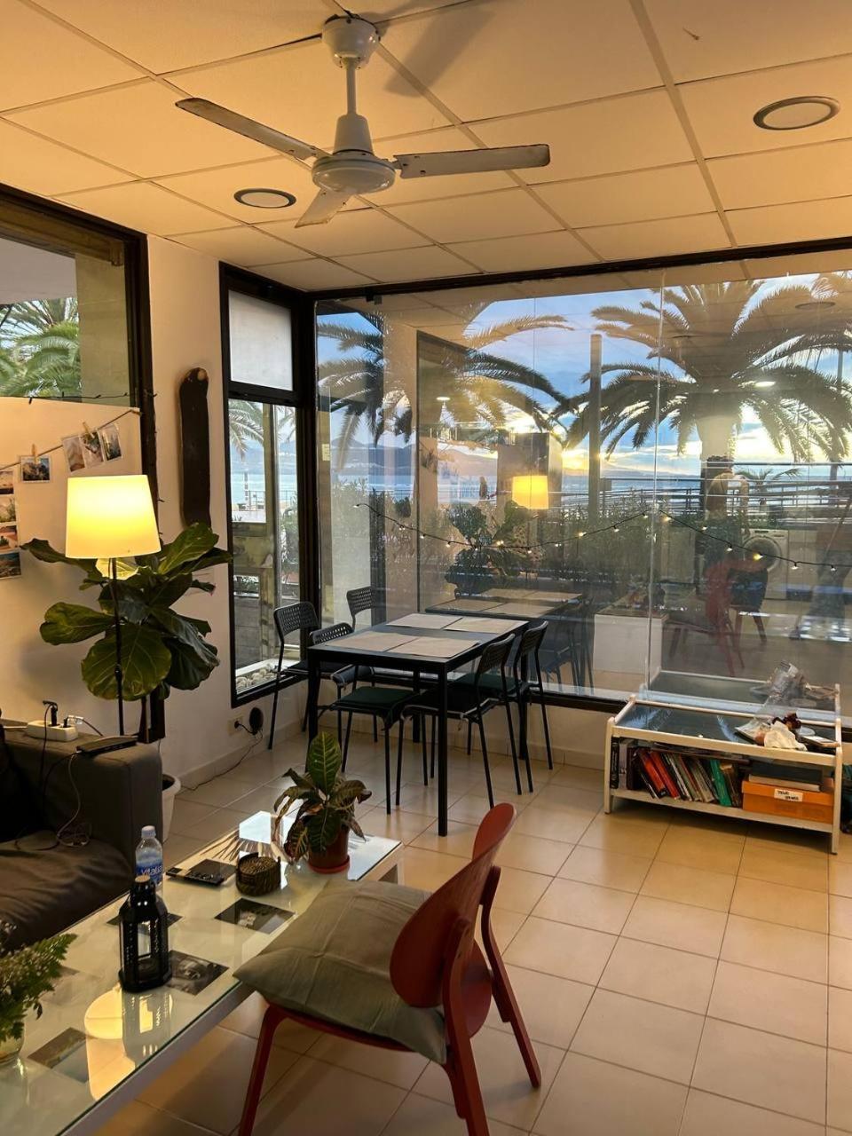 Nc Hostel Las Palmas de Gran Canaria Ngoại thất bức ảnh